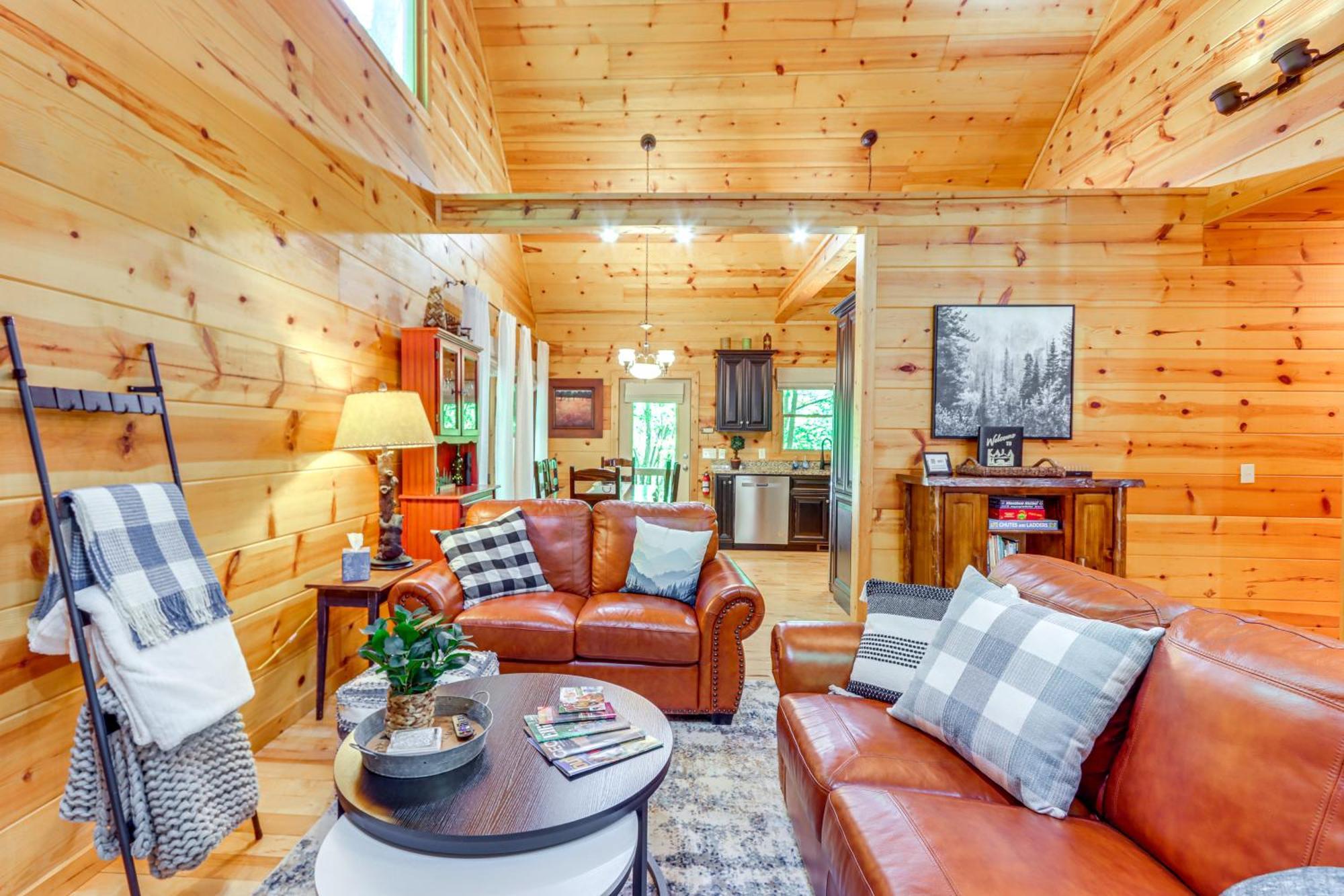 Lakeside Cabin Game Room, Dock, Orchard, Wineries エリジェイ エクステリア 写真